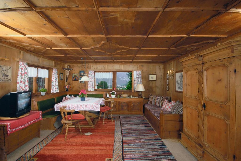 Ferienhaeuser Reither Almen Reith im Alpbachtal Rom bilde